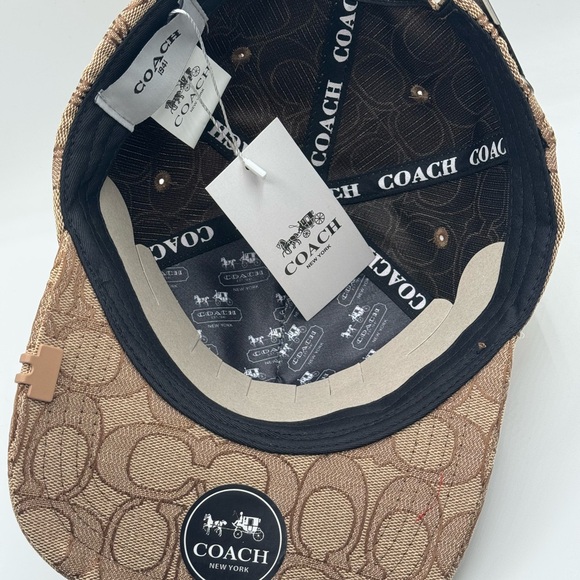 Coach Hat - Picture 9 of 9